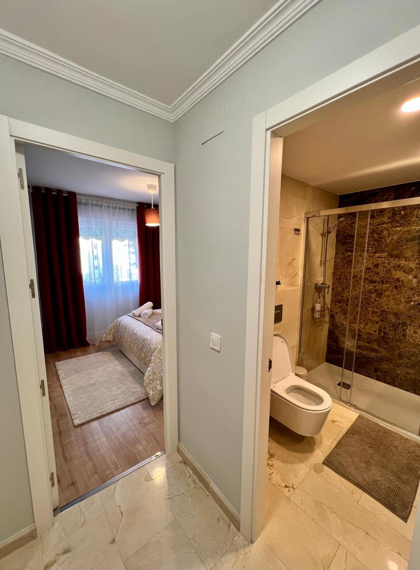 Apartamentos Prestige Suites Malaga IV Exterior photo