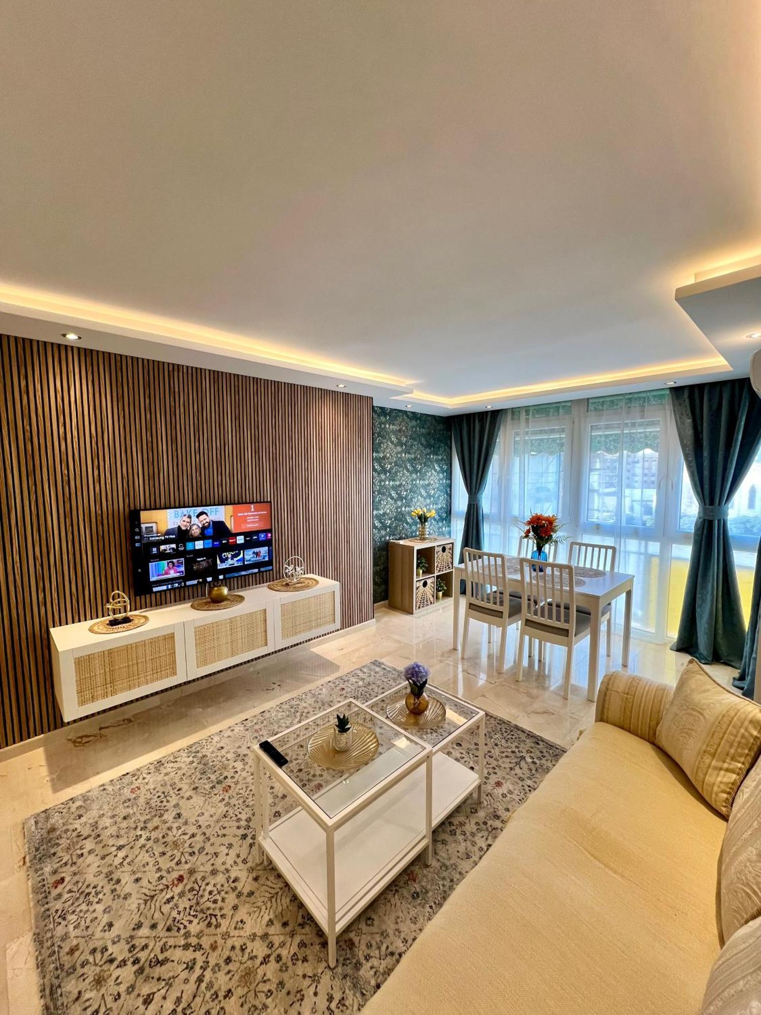 Apartamentos Prestige Suites Malaga IV Exterior photo