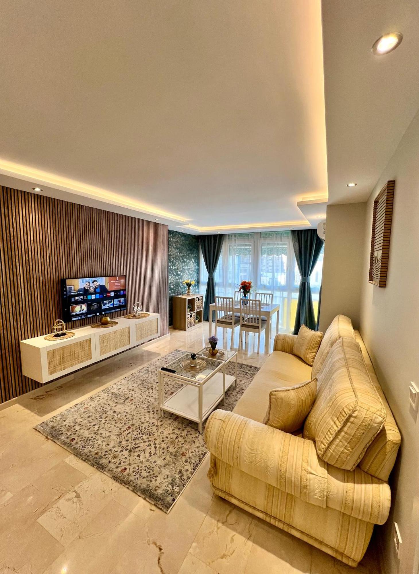 Apartamentos Prestige Suites Malaga IV Exterior photo